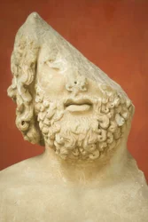 Asklepios, okres cesarski rzymski (30 pne-500 ne) (marmur)